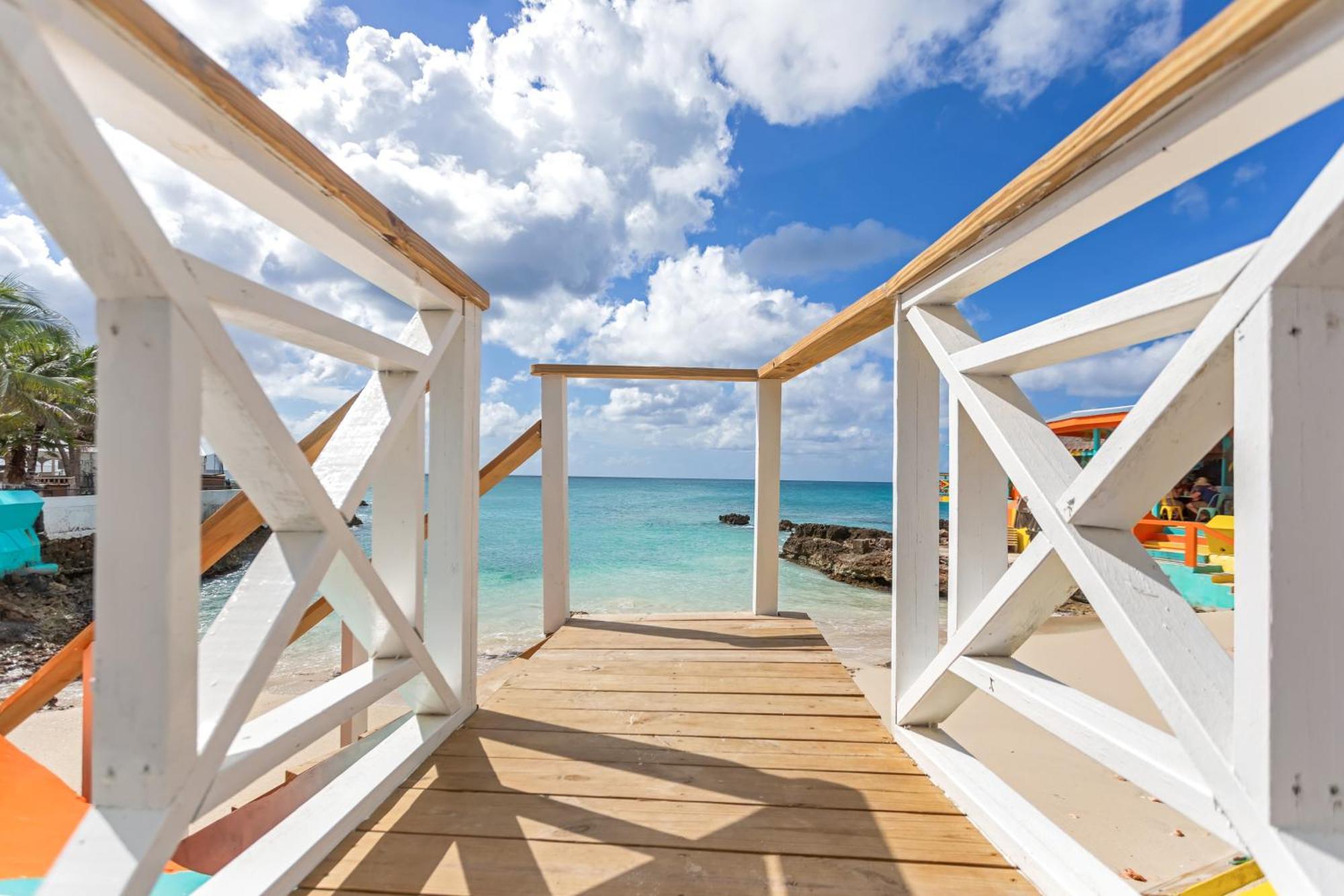 Maho Beach House - Studio - Beach Access Buitenkant foto